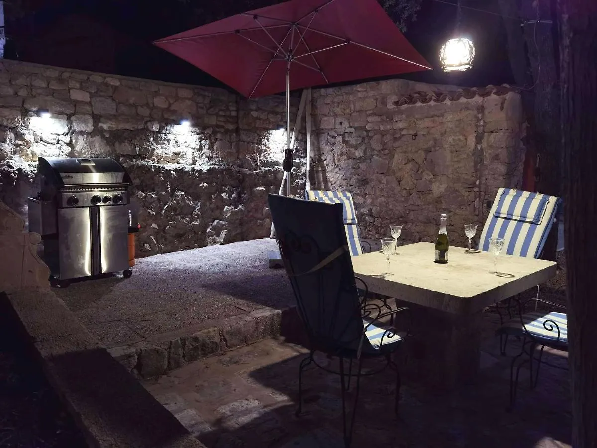 Holiday home Vila Sirena Osor With Sea View Mali Losinj