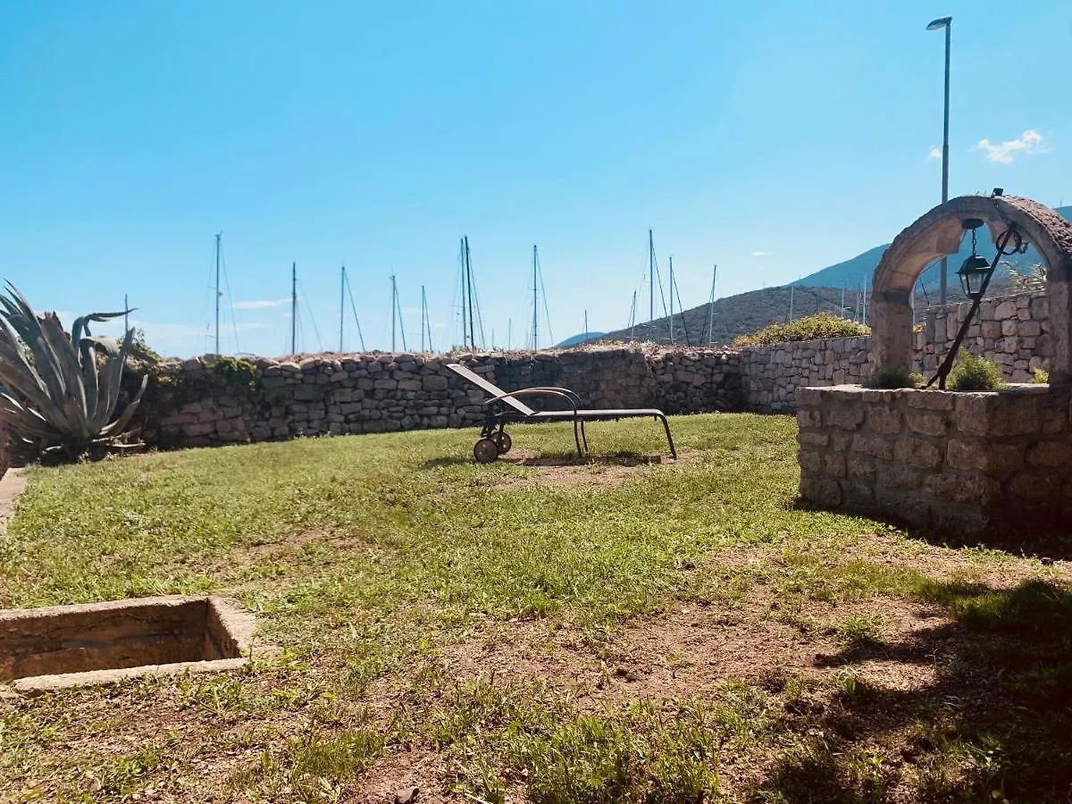 Holiday home Vila Sirena Osor With Sea View Mali Losinj Croatia