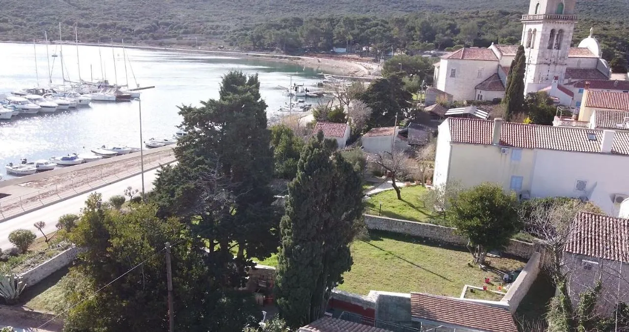 Holiday home Vila Sirena Osor With Sea View Mali Losinj Croatia