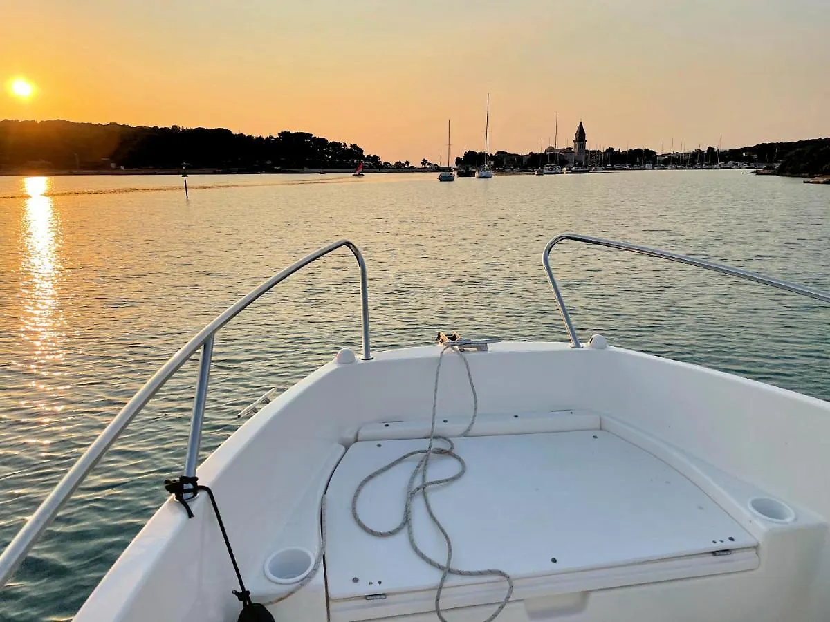 Prázdninový dům Vila Sirena Osor With Sea View Mali Lošinj